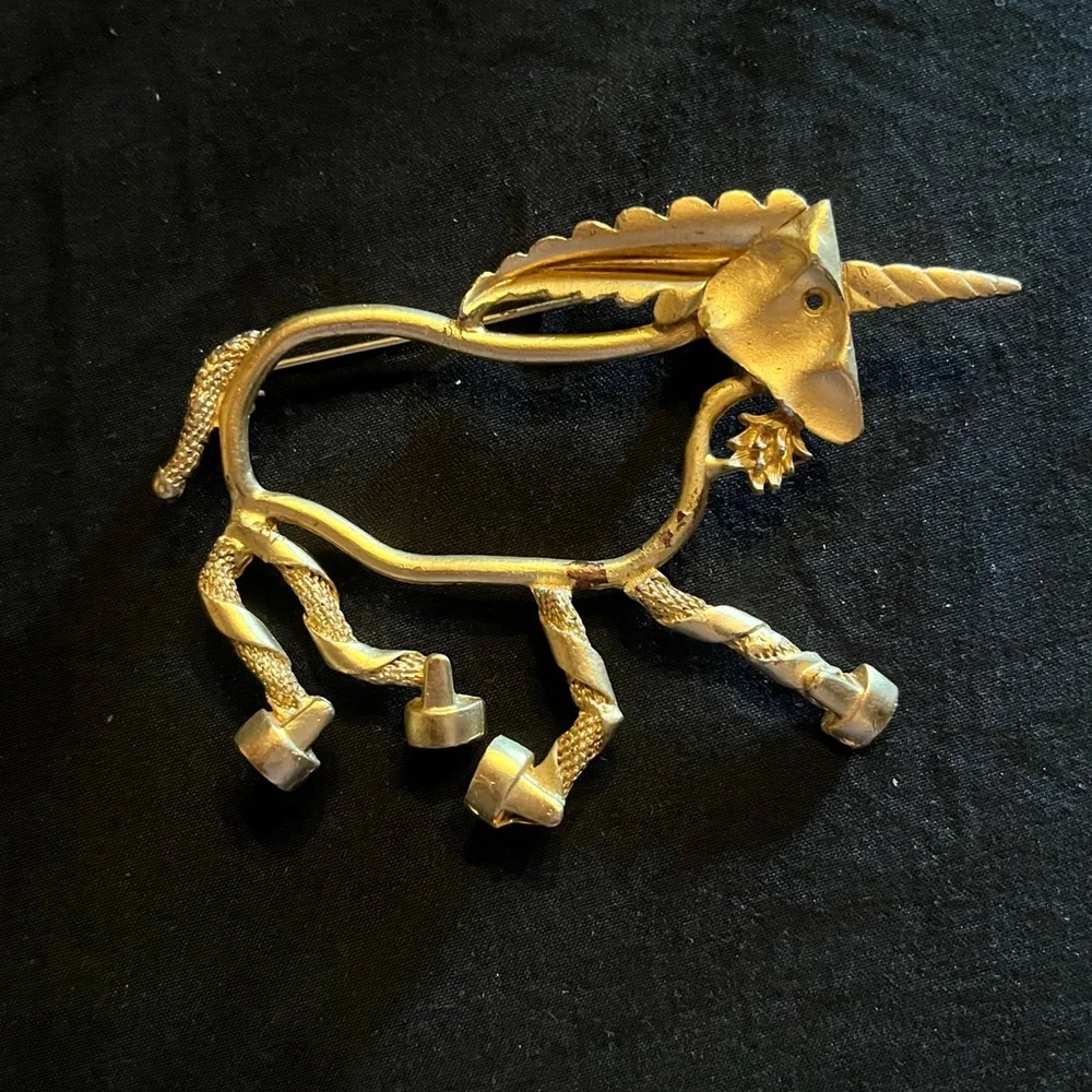 Goldtone Wacky Unicorn Brooch